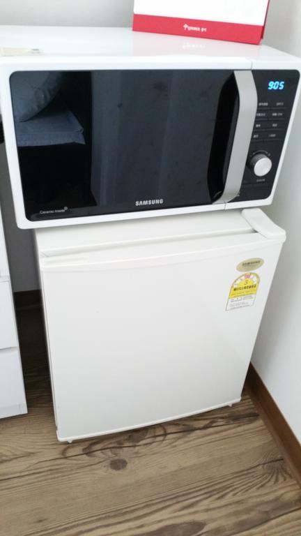 24 Guesthouse Sinchon Hongdae Seul Dış mekan fotoğraf