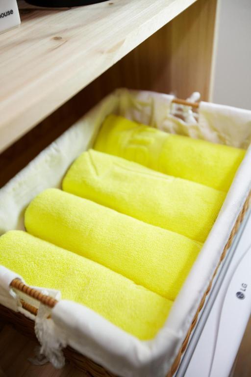 24 Guesthouse Sinchon Hongdae Seul Dış mekan fotoğraf