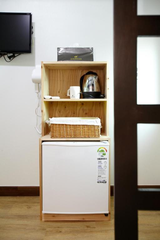 24 Guesthouse Sinchon Hongdae Seul Oda fotoğraf